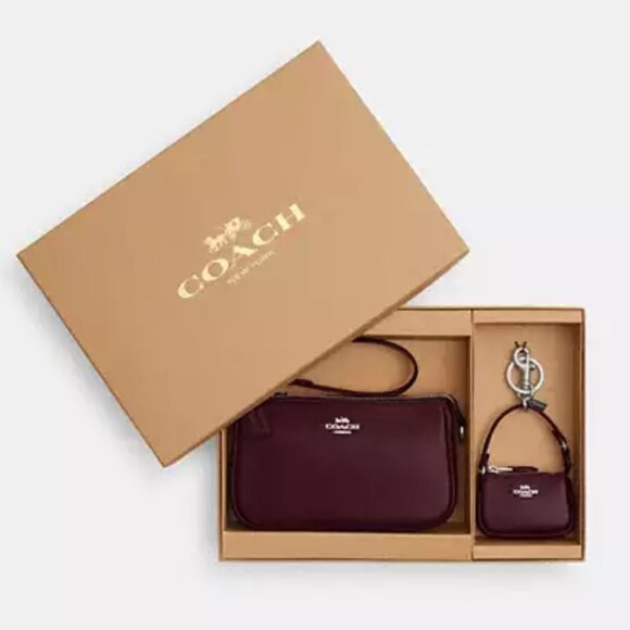 Boxed Nolita 19 And Nolita Bag Charm Set - New in Box - Picture 3 of 9